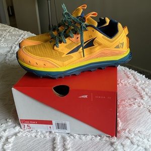 Altra Lone Leak 6